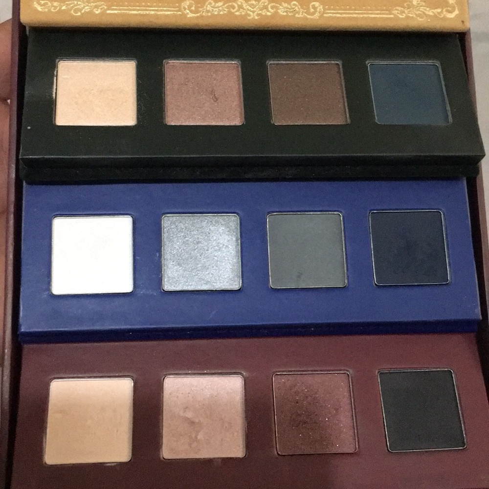 LORAC THE ROYAL EYE SHADOW COLLECTION. - Picture 5 of 5